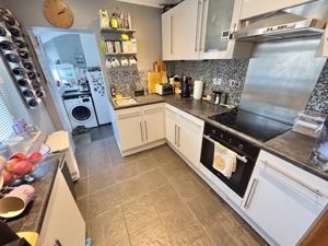 Photo 15- click for photo gallery